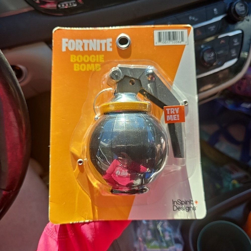 Boogie Bomb Action Figure Accessory - Silver